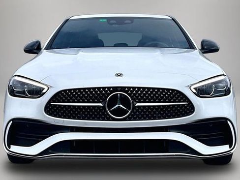 Used 2023 Mercedes-Benz C 300 Sedan image 3