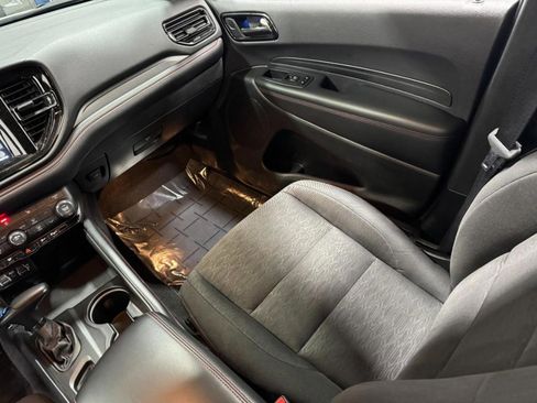 Used 2023 Dodge Durango GT image 19