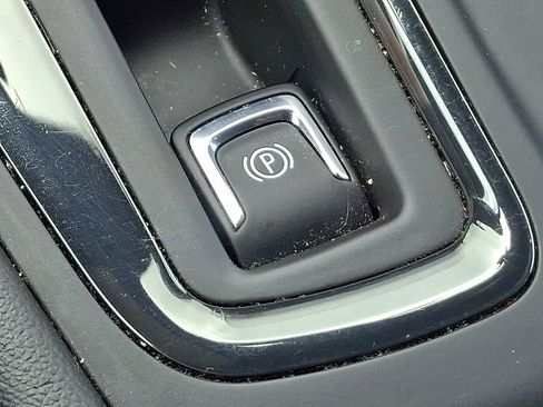 Certified 2024 Chevrolet Equinox RS w/ RS Leather Package FWD image 27
