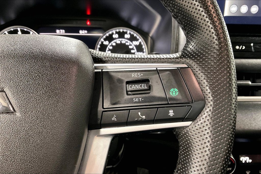 Used 2025 Mitsubishi Outlander SE AWD/4WD image 25