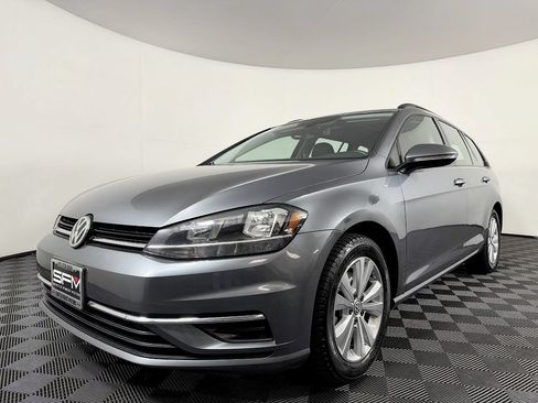 Used 2019 Volkswagen Golf S w/ Driver Assistance Package AWD/4WD image 2