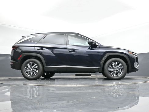 Used 2024 Hyundai Tucson Blue image 14