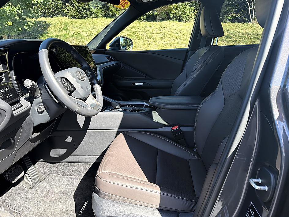 Used 2025 Lexus TX 350 AWD w/ Technology Package image 12