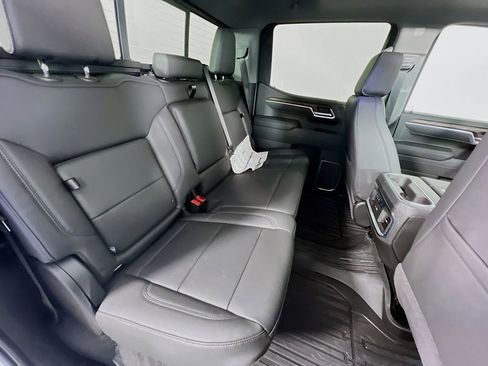 Certified 2026 GMC Sierra 1500 SLT w/ SLT Premium Plus Package image 30