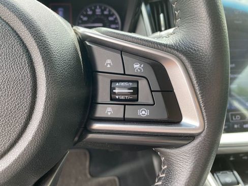 Used 2022 Subaru Outback Premium image 17