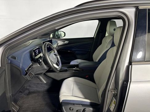 Certified 2025 Volkswagen ID.4 Pro S AWD/4WD image 12