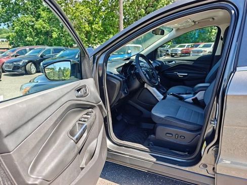 Used 2016 Ford Escape SE AWD/4WD image 9