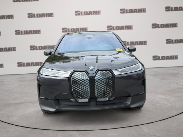 Used 2024 BMW iX xDrive50 w/ Premium Package AWD/4WD image 8