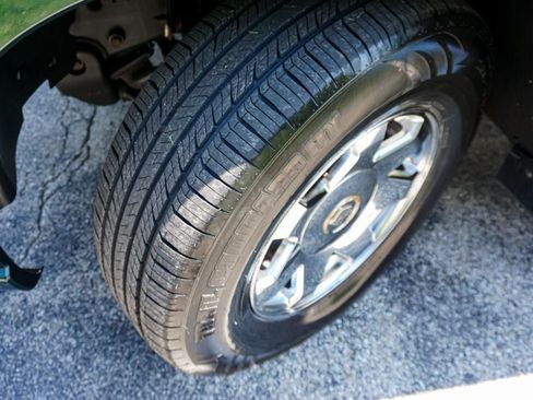 Used 2003 Cadillac Escalade AWD image 69