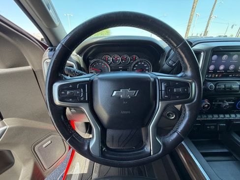 Used 2019 Chevrolet Silverado 1500 LT Trail Boss AWD/4WD image 15