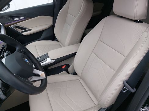 Used 2025 BMW X1 xDrive28i w/ Convenience Package AWD/4WD image 17