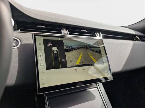 New 2026 Land Rover Range Rover Evoque S image 10