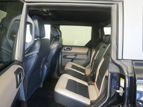 Certified 2024 Ford Bronco Wildtrak AWD/4WD image 29