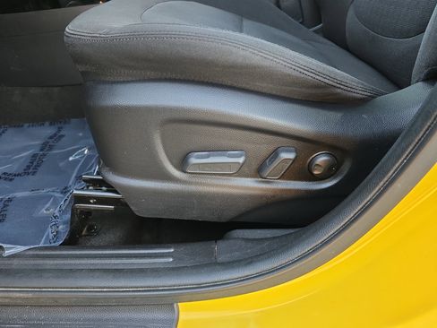 Used 2015 Kia Soul ! w/ Sun & Sound Package image 29