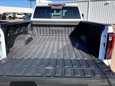 New 2026 GMC Sierra 2500 AT4X image 33