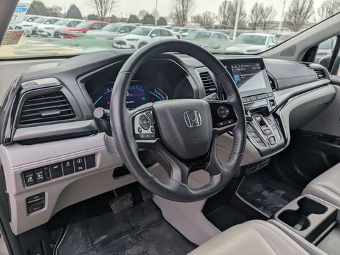 Certified 2023 Honda Odyssey Touring image 10