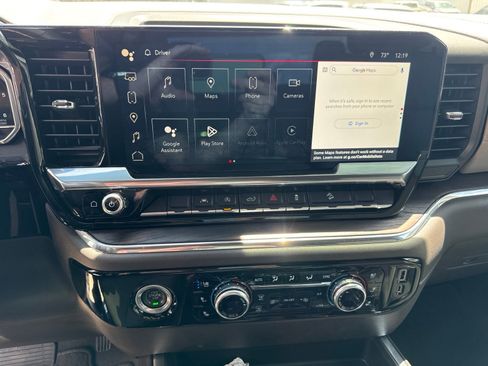 Used 2023 GMC Sierra 1500 SLT w/ SLT Premium Package AWD/4WD image 14
