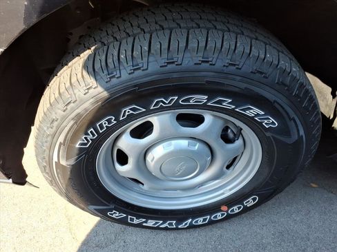 Certified 2023 Ford Expedition Max XL image 5