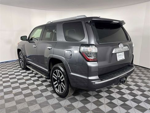 Used 2021 Toyota 4Runner Limited image 30