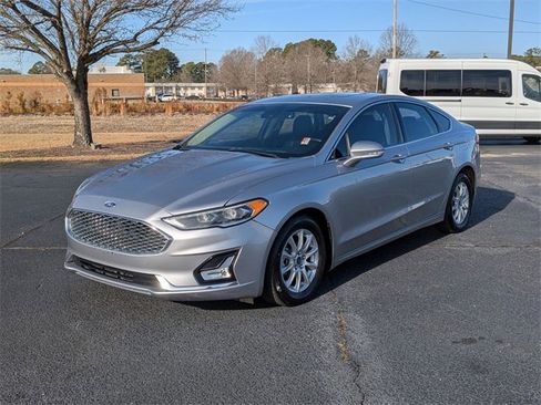 Used 2020 Ford Fusion Titanium image 7