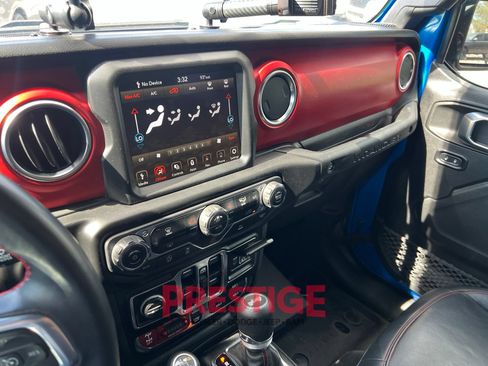 Used 2021 Jeep Wrangler Unlimited Rubicon AWD/4WD image 36