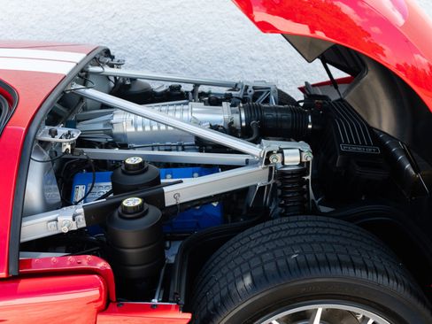 Used 2005 Ford GT RWD image 63