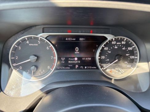 Used 2024 Nissan Rogue SV AWD/4WD image 17