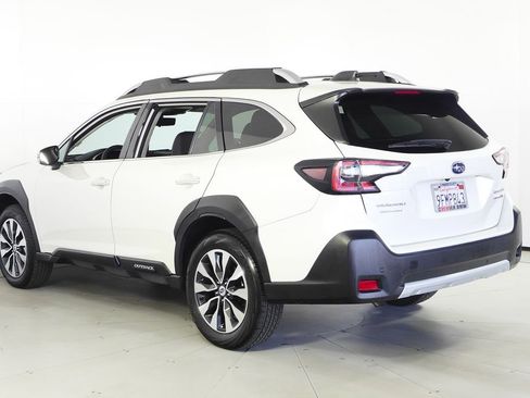 Used 2023 Subaru Outback Touring XT image 9