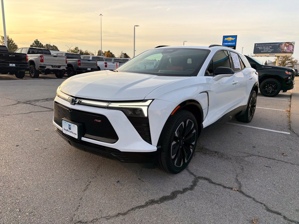 Used 2024 Chevrolet Blazer EV RS AWD/4WD image 8