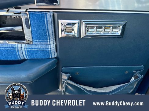Used 1988 Chevrolet Silverado 3500 2WD Crew Cab image 15