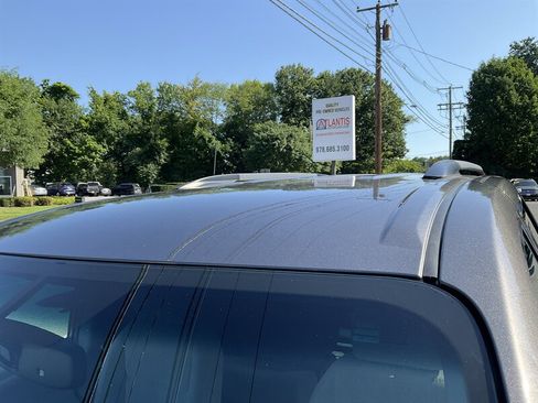 Used 2017 Toyota Sienna LE AWD/4WD image 9