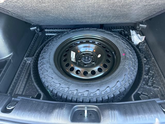 Used 2025 Jeep Compass Trailhawk AWD/4WD image 23