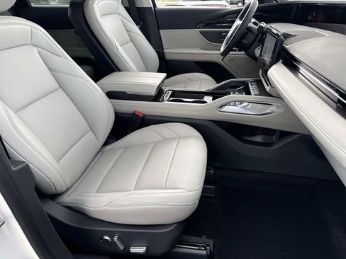 New 2026 Lincoln Nautilus Premier w/ Equipment Group 102A image 9