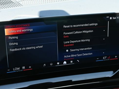 Certified 2024 BMW 530i w/ Convenience Package image 30