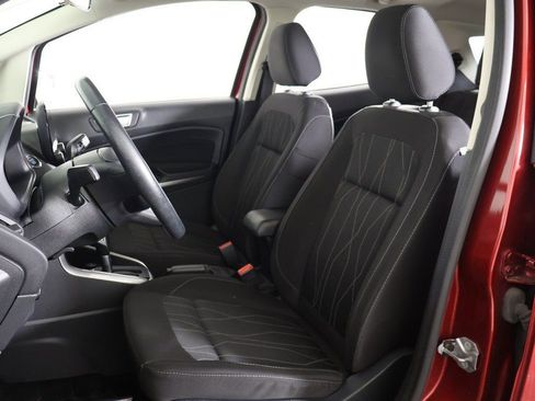 Used 2019 Ford EcoSport SE image 29