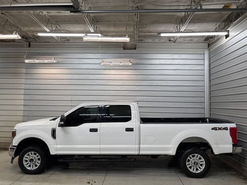 Used 2019 Ford F250 XLT AWD/4WD image 6