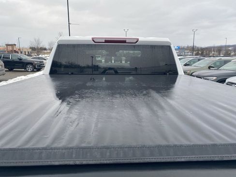 Used 2023 Chevrolet Silverado 1500 RST image 3