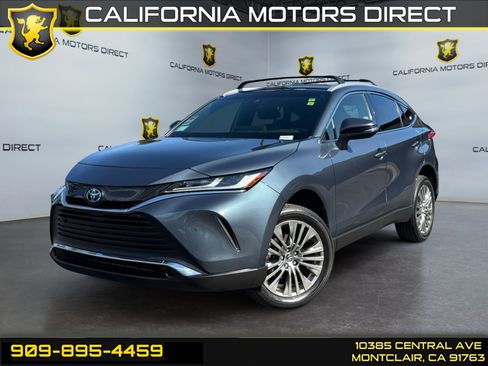 Used 2022 Toyota Venza XLE AWD/4WD image 1
