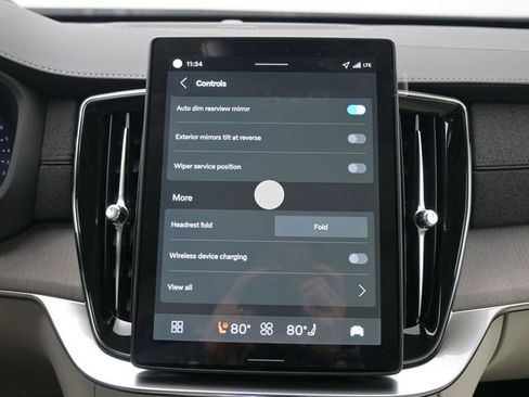 New 2026 Volvo XC90 B6 Ultra w/ Protection Package image 19