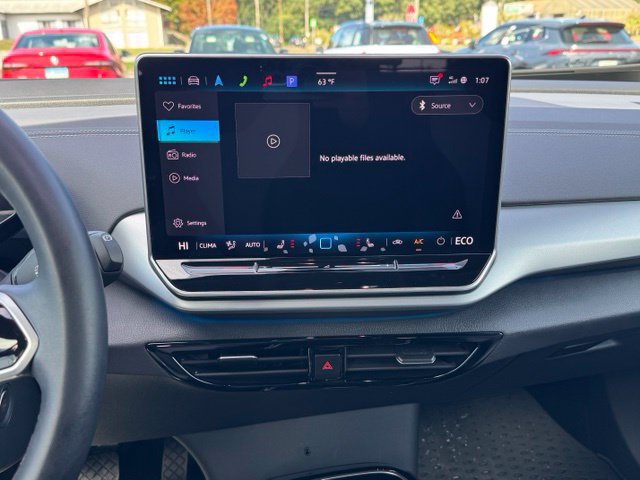 Certified 2025 Volkswagen ID.4 Pro AWD/4WD image 18