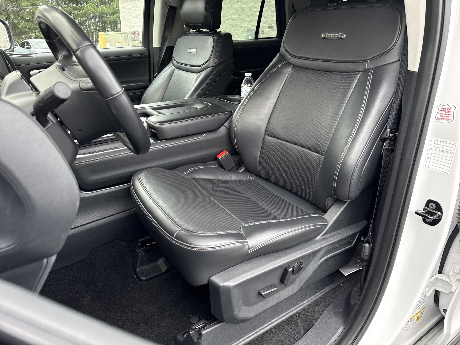 Used 2025 Ford Expedition Max Platinum AWD/4WD image 17