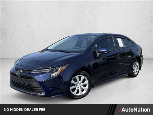 Used 2026 Toyota Corolla LE FWD image 1