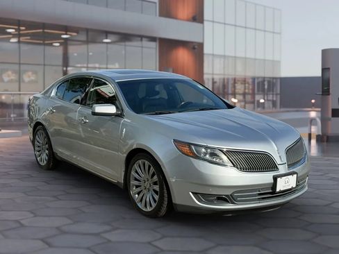 Used 2013 Lincoln MKS FWD image 8