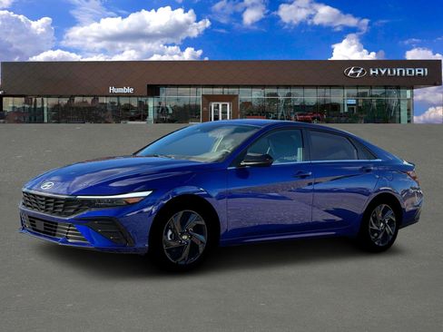 New 2026 Hyundai Elantra SEL Sport Premium FWD image 2