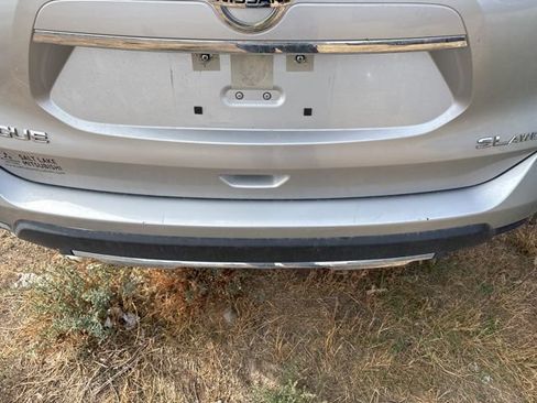 Used 2018 Nissan Rogue SL AWD/4WD image 16