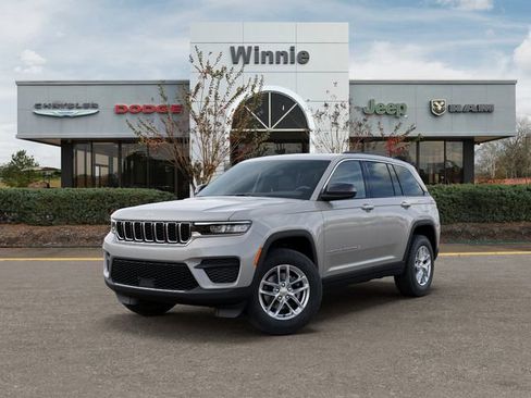 New 2025 Jeep Grand Cherokee Laredo image 1