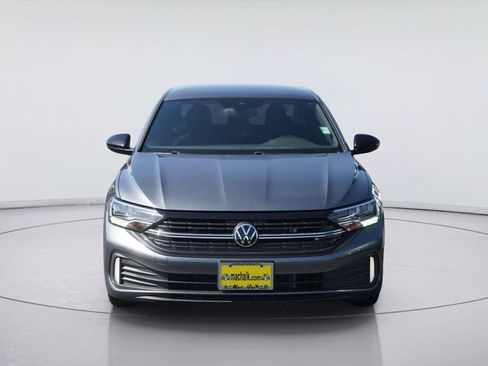 Used 2024 Volkswagen Jetta Sport FWD image 3