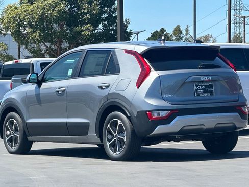 New 2026 Kia Niro LX image 6