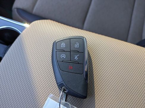 New 2026 Chevrolet Equinox ACTIV w/ Convenience Package III image 27