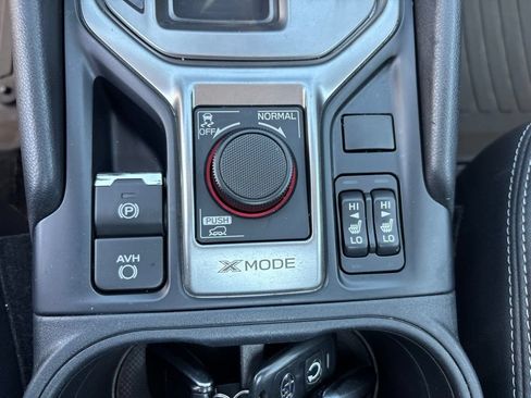 Used 2019 Subaru Forester Premium AWD/4WD image 23